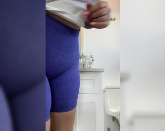 Giuliana Cabrazia aka giulianacabrazia2 OnlyFans - If you don’t like sweaty ass and tits…and pussy…) don’t watch this!!! little post gym chit