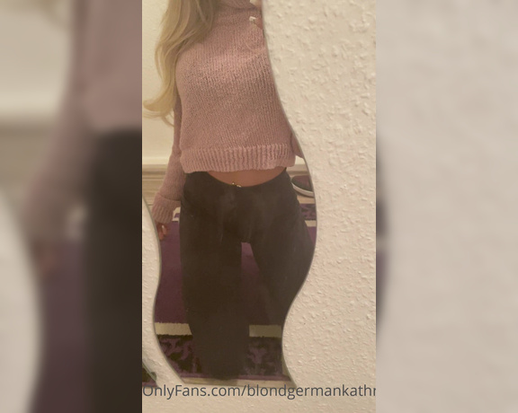 Petite_paulina aka petitepaulinaa OnlyFans Video 1847