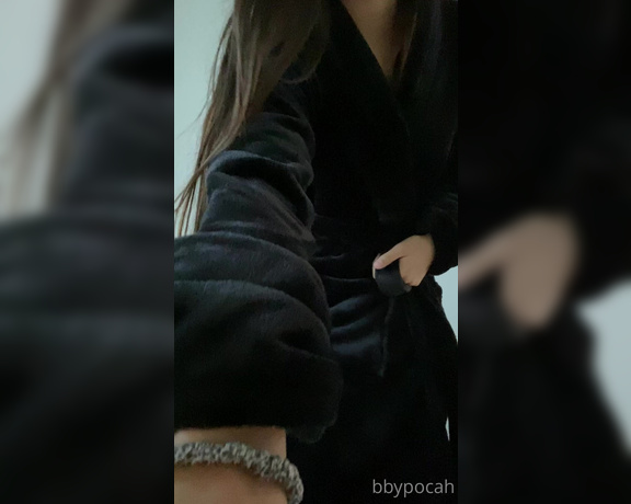 Bbypocah aka bbypocah OnlyFans - Sending a video to you as a text every morning