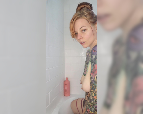 The Fart World aka thefartworld OnlyFans - Gassy Farting And Masturbating In The Shower! @gassy