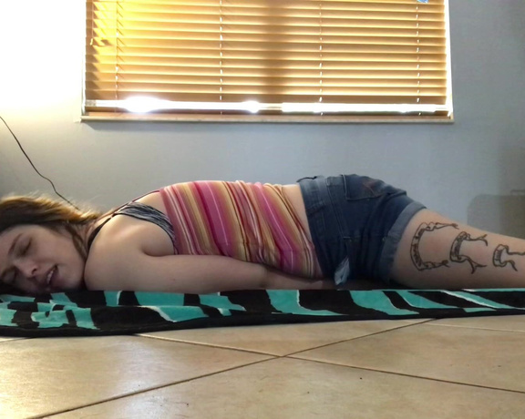 The Fart World aka thefartworld OnlyFans - Destiny Farting While Doing Yoga Custom! @destiny doa