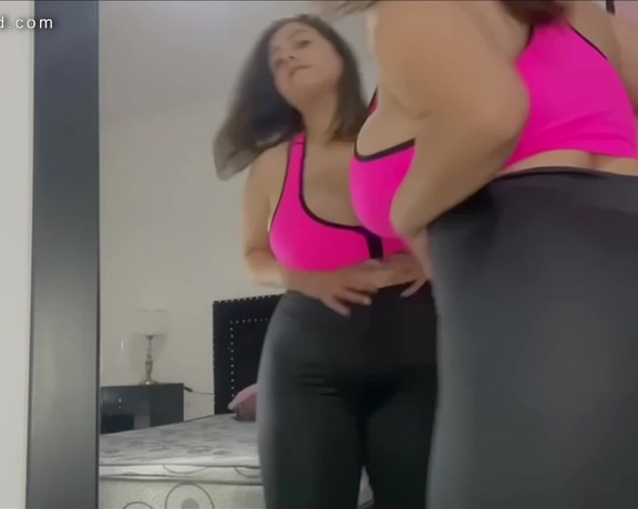 The Fart World aka thefartworld OnlyFans - Anas Farts Are Just As Impressive As Her Ass And Seeing Her From Both Angles Makes