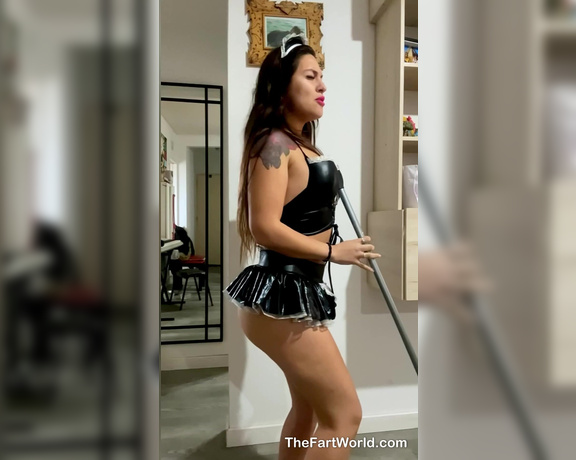 The Fart World aka thefartworld OnlyFans - Siomara Is A Sexy Maid That Gets Your House Nice And Clean But The Best Part