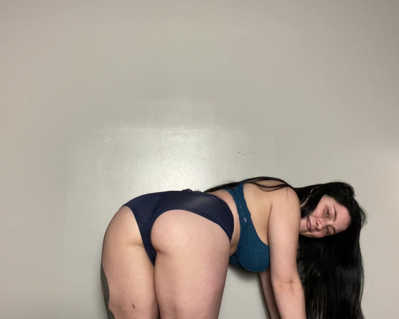 The Fart World aka thefartworld OnlyFans - Luna Farting And Blowing It In Your Face @lunasspectacle