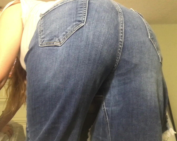 The Fart World aka thefartworld OnlyFans - Destiny Farting Closeup In Jeans!! @destiny doa