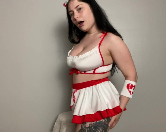 The Fart World aka thefartworld OnlyFans - Luna Farting As A Sexy Nurse! @lunasspectacle