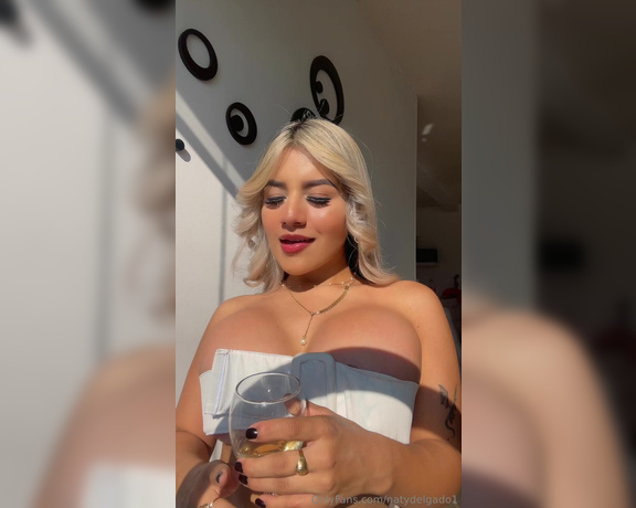 Natydelgado aka natydelgado1 OnlyFans - Una noche traviesa