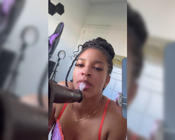 ManyVids - Foxybrown20 - Storytime sucking cheating boyfriend dick