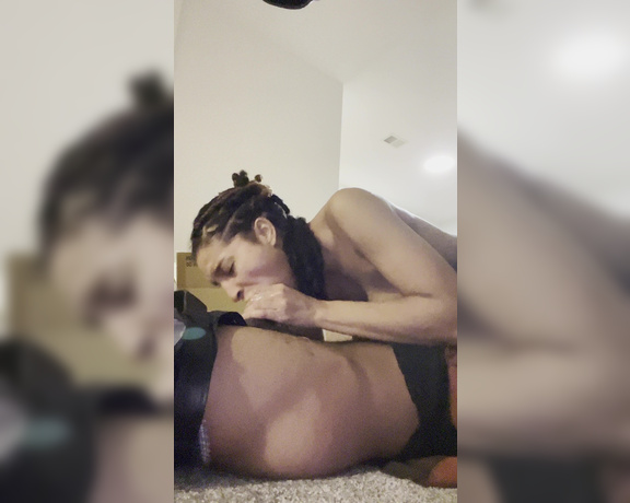 ManyVids - Foxybrown20 - 69 fun