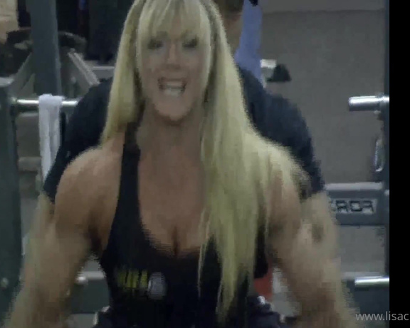 LisaXXXCross aka lisaxxxcross OnlyFans - Boulder Shoulders, Dorian Yates Temple Gym Birmingham