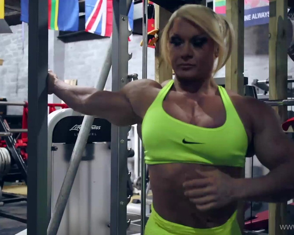 LisaXXXCross aka lisaxxxcross OnlyFans - My Day job as a top female professional bodybuilder