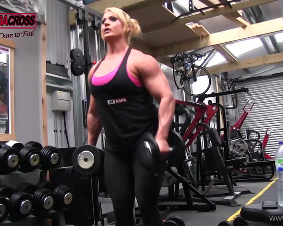 LisaXXXCross aka lisaxxxcross OnlyFans - Compilation of arms training