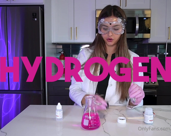 Chem with Wren aka chemwithwren OnlyFans - Who knew mixing calcium and water could end with such a bang! Grab your goggles