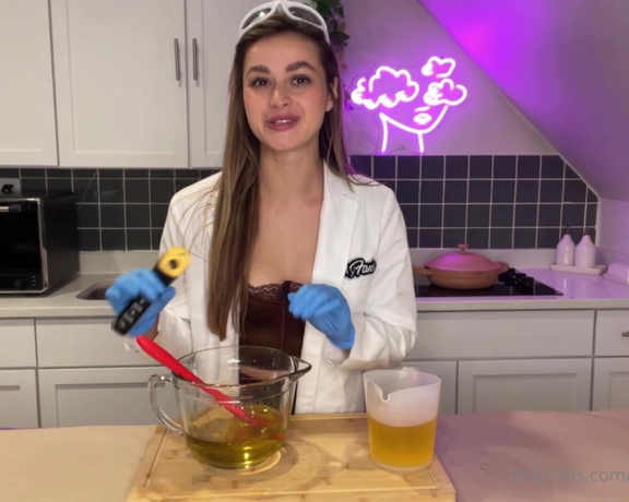 Chem with Wren aka chemwithwren OnlyFans - Go nuts with me and learn how to make this exfoliating soap made out of walnut