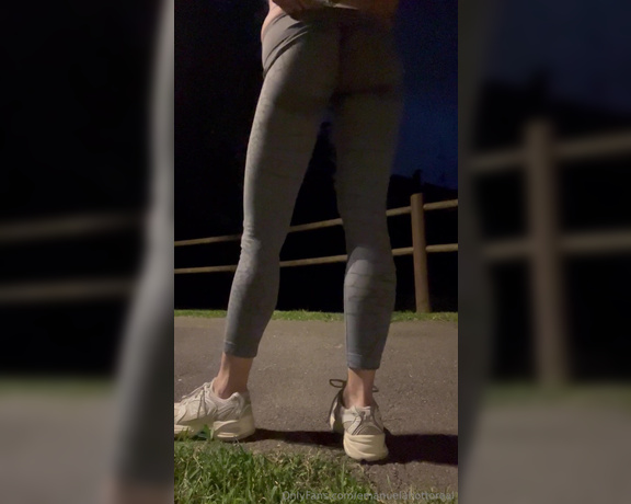 Emanuela Botto aka emanuelabottoreal OnlyFans - Passeggiata con mini video tranquillo,,preparatevi nei prossimi giorni ad una bella mini live a sorpresa #iostoconlabotto