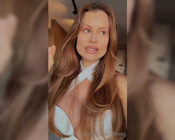 Tati Weg aka tatiweg OnlyFans - Meus amores, estou abrindo um canal de comunicao direto no WhatsApp, exclusivo para assinantes Quero conhecer