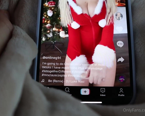 Wettmelons aka wettmelons OnlyFans - Day In The Life Here is a christmassy day in the life video! Youll see