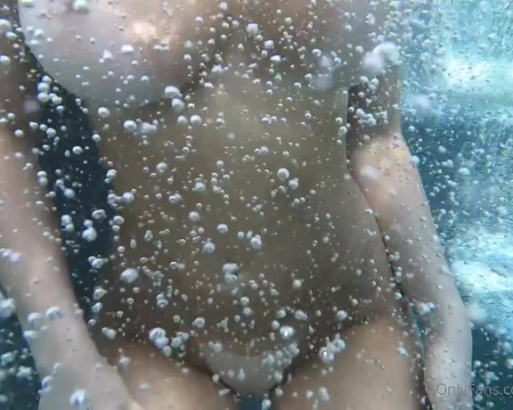 Wettmelons aka wettmelons OnlyFans - Some more under water action