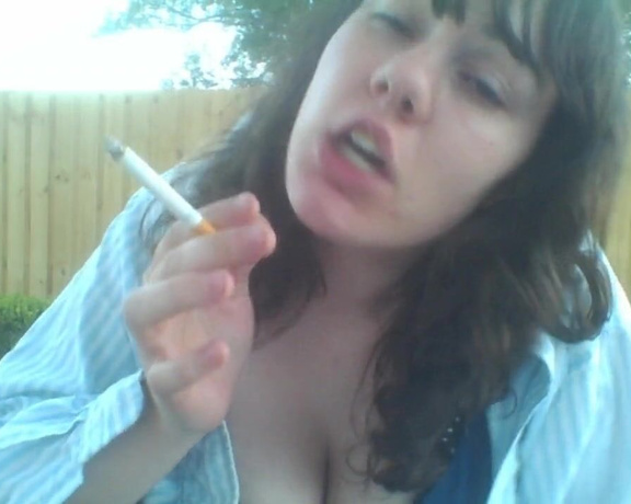 Lucy Skye - Smoking JOI, BBW Smoking, Smoking, JOI, ManyVids