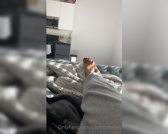 Jasminesoles - Feet lovers I sent you a treat in the messages mv (25.12.2020)