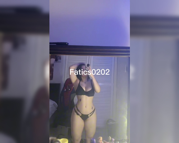 Fatics_ aka cuevas0202 OnlyFans - Buenas noches Alguien para sexting , estoy muy caliente