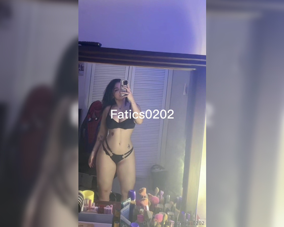 Fatics_ aka cuevas0202 OnlyFans - Buenas noches Alguien para sexting , estoy muy caliente