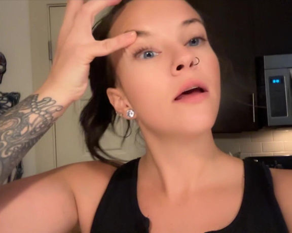 Margo Mac aka margomac OnlyFans - VLOG 727 Today I was on the hunt for some bins, did some packing for