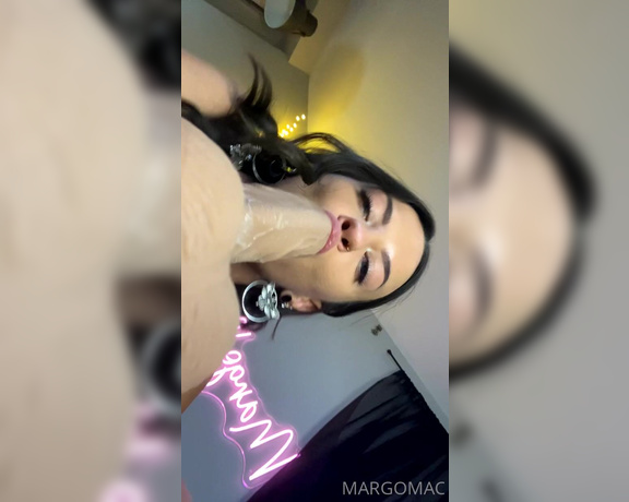 Margo Mac aka margomac OnlyFans Video 7025