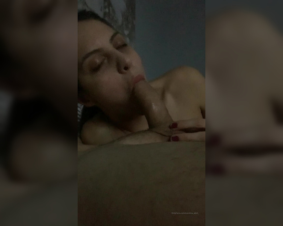 Carolina Abril aka carolina_abril_ OnlyFans - Chupadita mientras veo porno jijiji