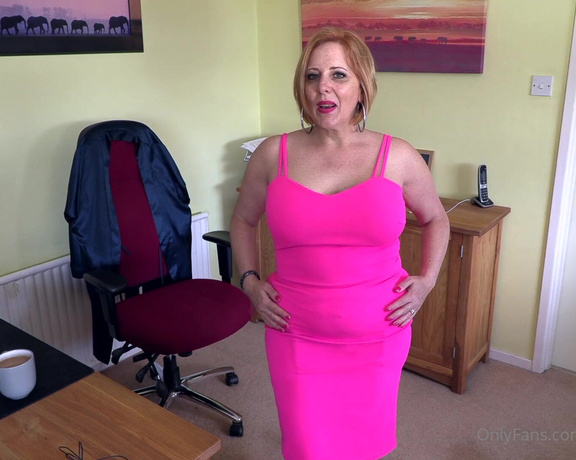 Curvy Claire aka curvyclaireuk OnlyFans - Part 3 of 7  Behind The Scenes of In The Pink from my YouTube video