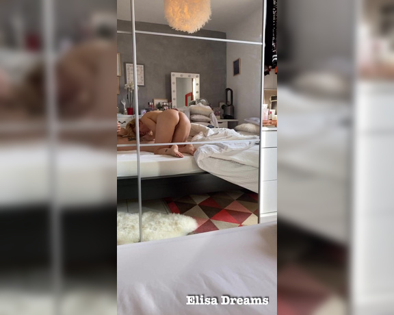 Elisa Dreams aka elisadreams OnlyFans - Good morning SexyFans with my cuckold @sharingmywife