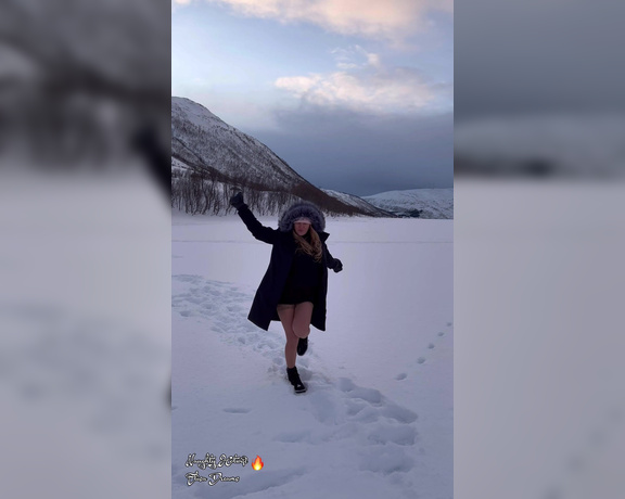 Elisa Dreams aka elisadreams OnlyFans - A day rich in emotion with so many beautiful landscapes and also the fact of walking