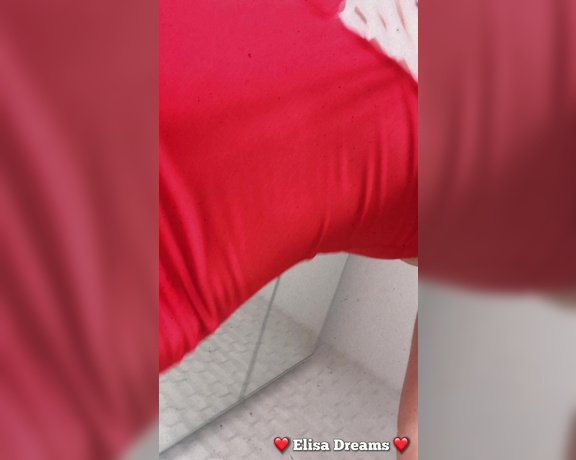 Elisa Dreams aka elisadreams OnlyFans - Good morning Loves Do you like red color