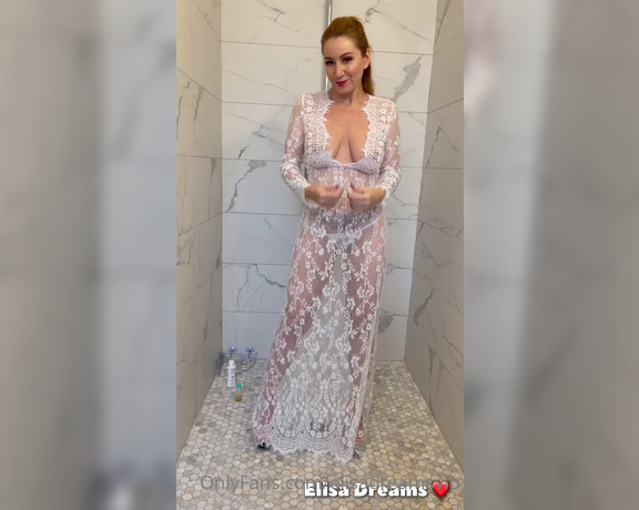 Elisa Dreams aka elisadreamsvip OnlyFans - A shower with