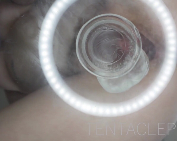 Tentacle Porn aka tentacleporn OnlyFans - I call this one Vagina Smooshing You can pretend your face is below Me if you