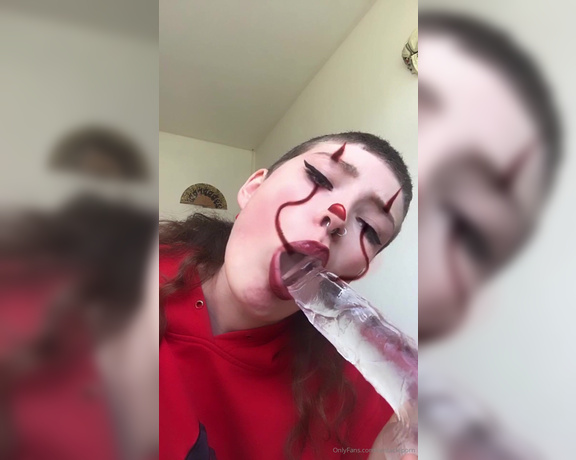 Tentacle Porn aka tentacleporn OnlyFans - Would u let this crazy clown suck ur