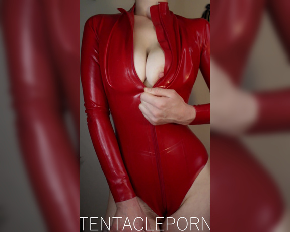 Tentacle Porn aka tentacleporn OnlyFans - Who wants to buy this from me covered in my sweat and cum