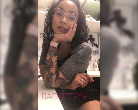 BADKITTYYY - Flirty Bratty SPH at work