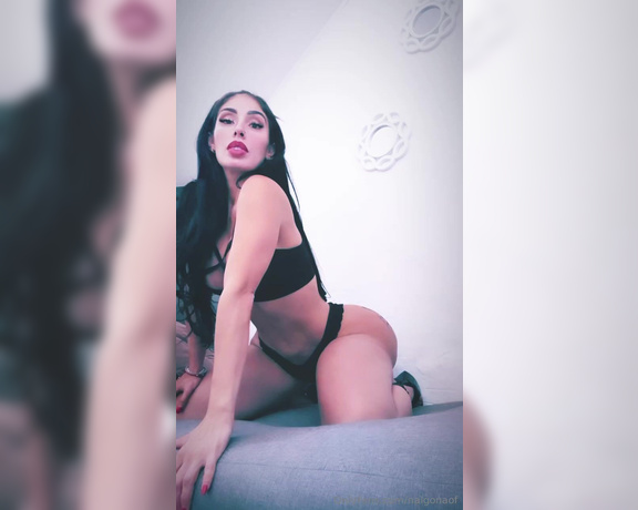 Ana Karen aka nalgonaof OnlyFans - Wanna see