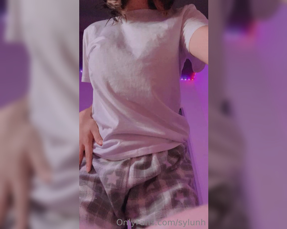 Sylunh aka sylunh OnlyFans - Quiere que le baile