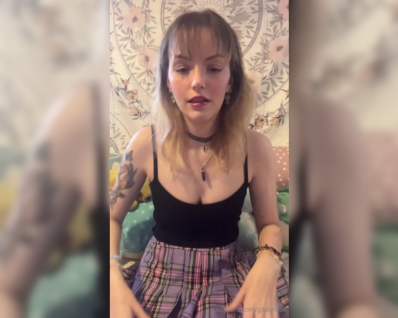 Gibbymoo aka gibbymoo OnlyFans - My first ever sex toy tour!! Here I share all my sex toys with you… you