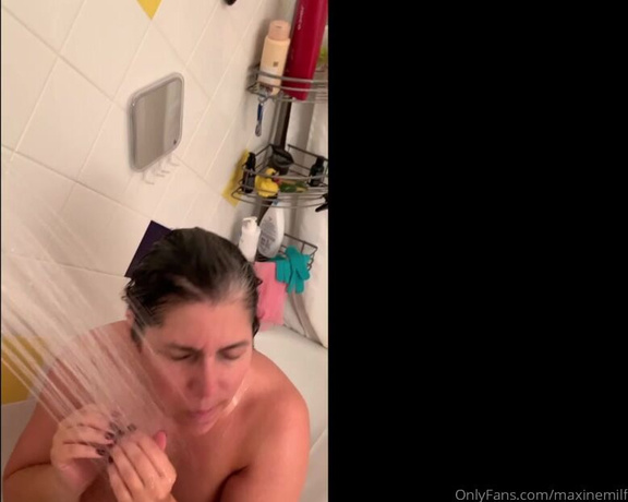 Hotmommaxine aka hotmommaxine OnlyFans - This is our first attempt at taking a shower video The next one will be better