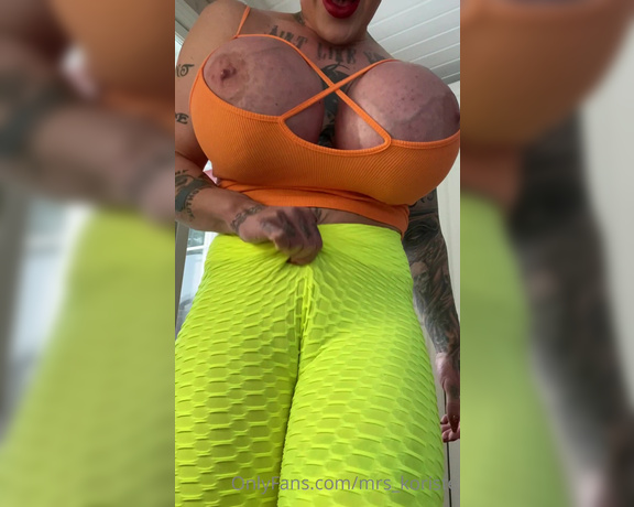 Mrs Koriste aka mrs_koriste OnlyFans Video 9900