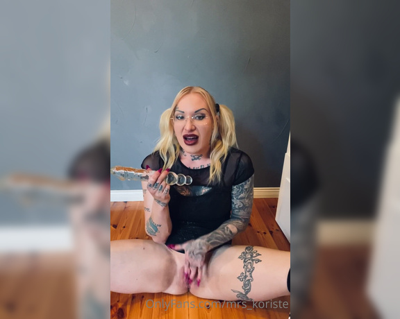 Mrs Koriste aka mrs_koriste OnlyFans - I promise post all my new videos so here’s one This is slutty teasing dildo