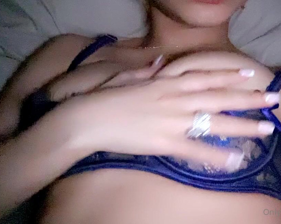 Naznzdd aka naznzdd OnlyFans - I just wanna be played with