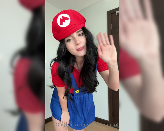 Sweetie Fox aka sweetiefox_of OnlyFans - Bet you never expected Mario to be this sexy Ive got lots to show