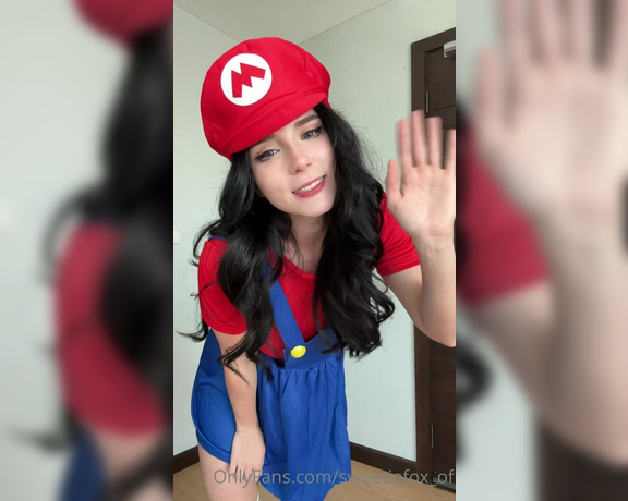 Sweetie Fox aka sweetiefox_of OnlyFans - Bet you never expected Mario to be this sexy Ive got lots to show