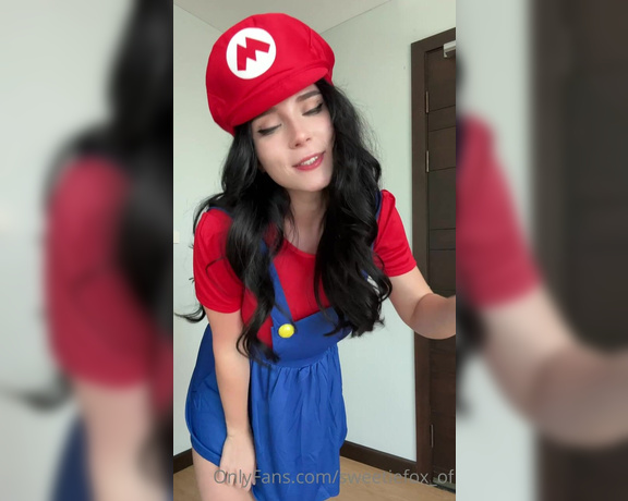 Sweetie Fox aka sweetiefox_of OnlyFans - Bet you never expected Mario to be this sexy Ive got lots to show