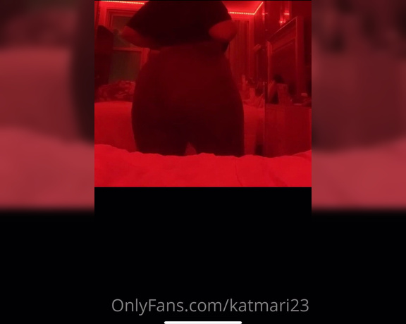 Kathrynn Marie aka katmari23 OnlyFans - Yikes but don’t forget to leave a tip