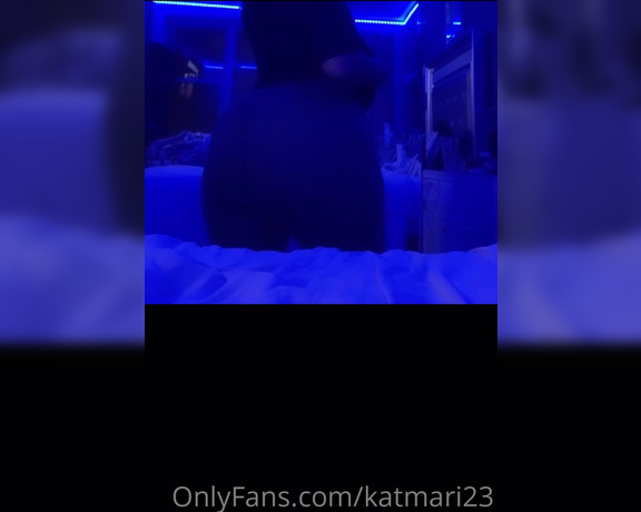 Kathrynn Marie aka katmari23 OnlyFans - Yikes but don’t forget to leave a tip